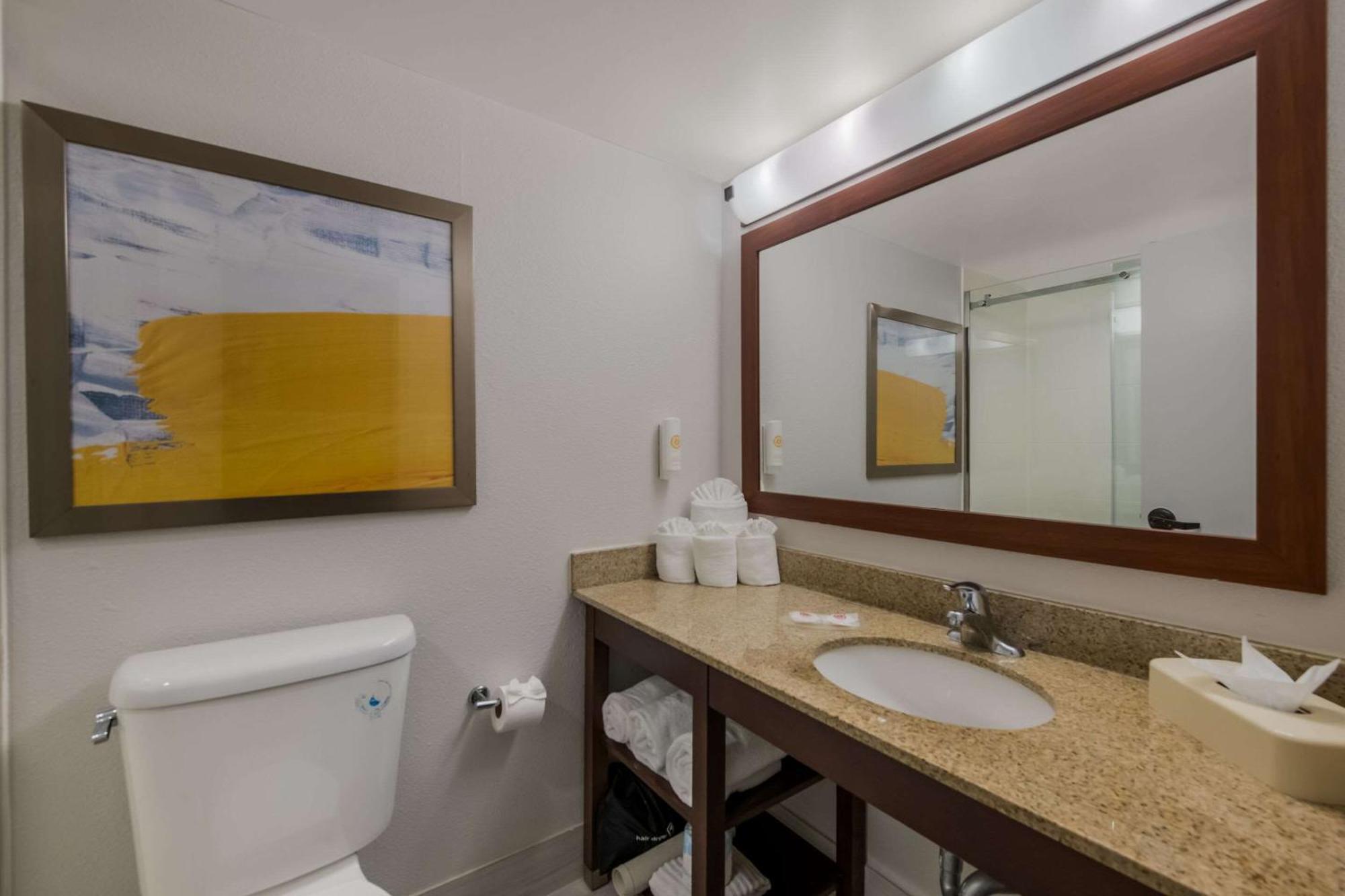 Comfort Inn Newport News - Hampton I-64 Exteriör bild