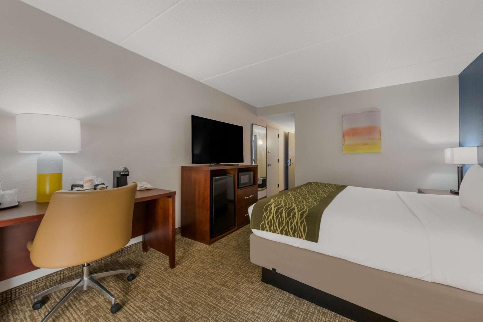 Comfort Inn Newport News - Hampton I-64 Exteriör bild