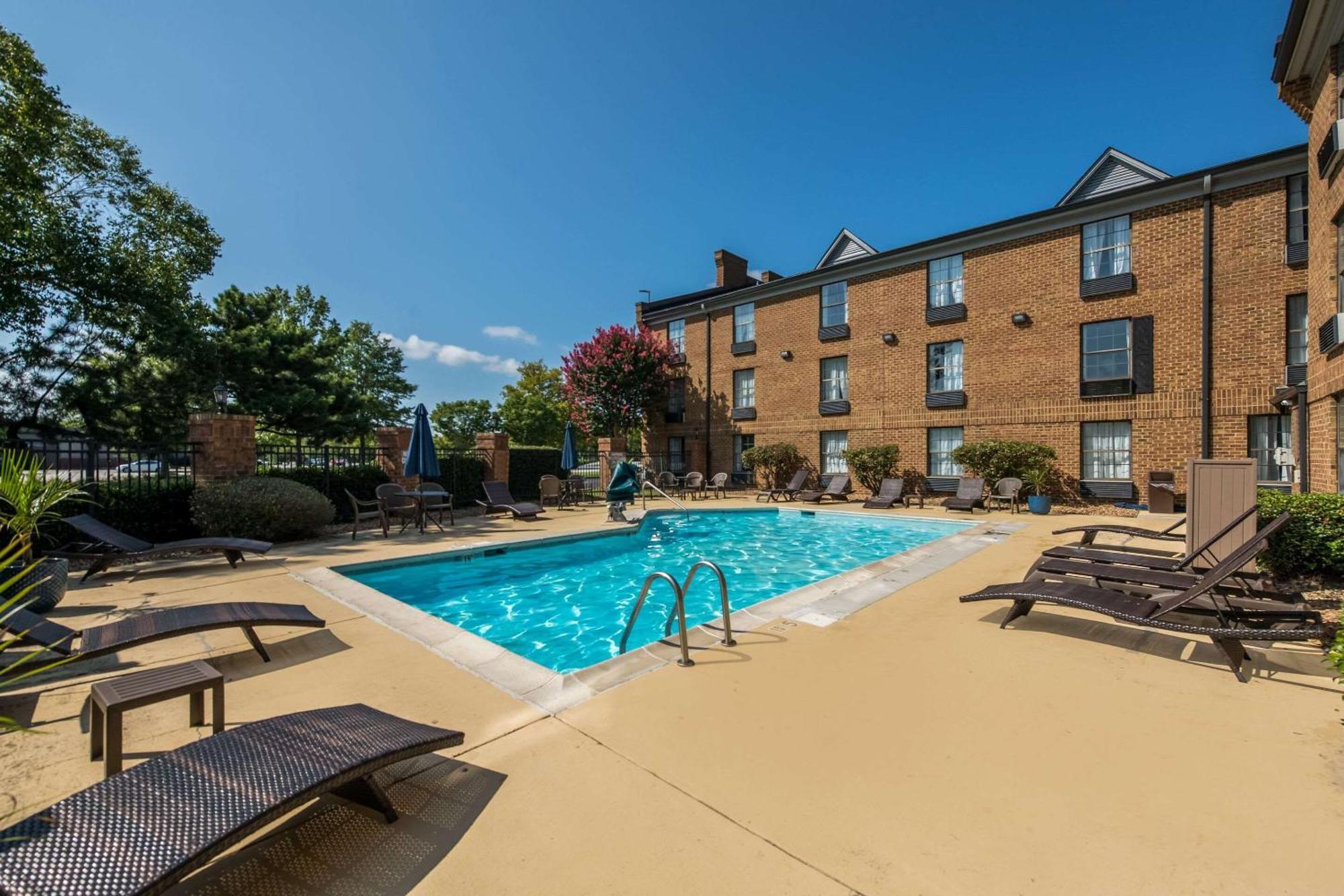 Comfort Inn Newport News - Hampton I-64 Exteriör bild