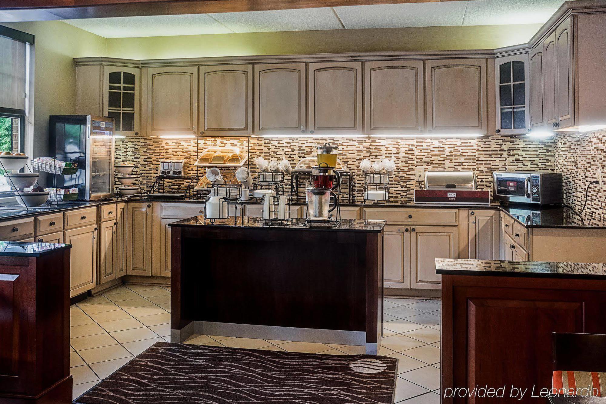 Comfort Inn Newport News - Hampton I-64 Exteriör bild