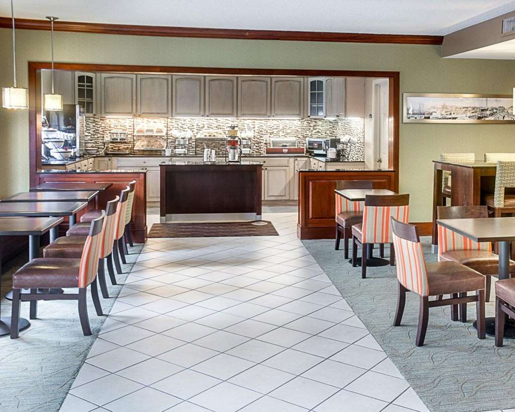 Comfort Inn Newport News - Hampton I-64 Restaurang bild